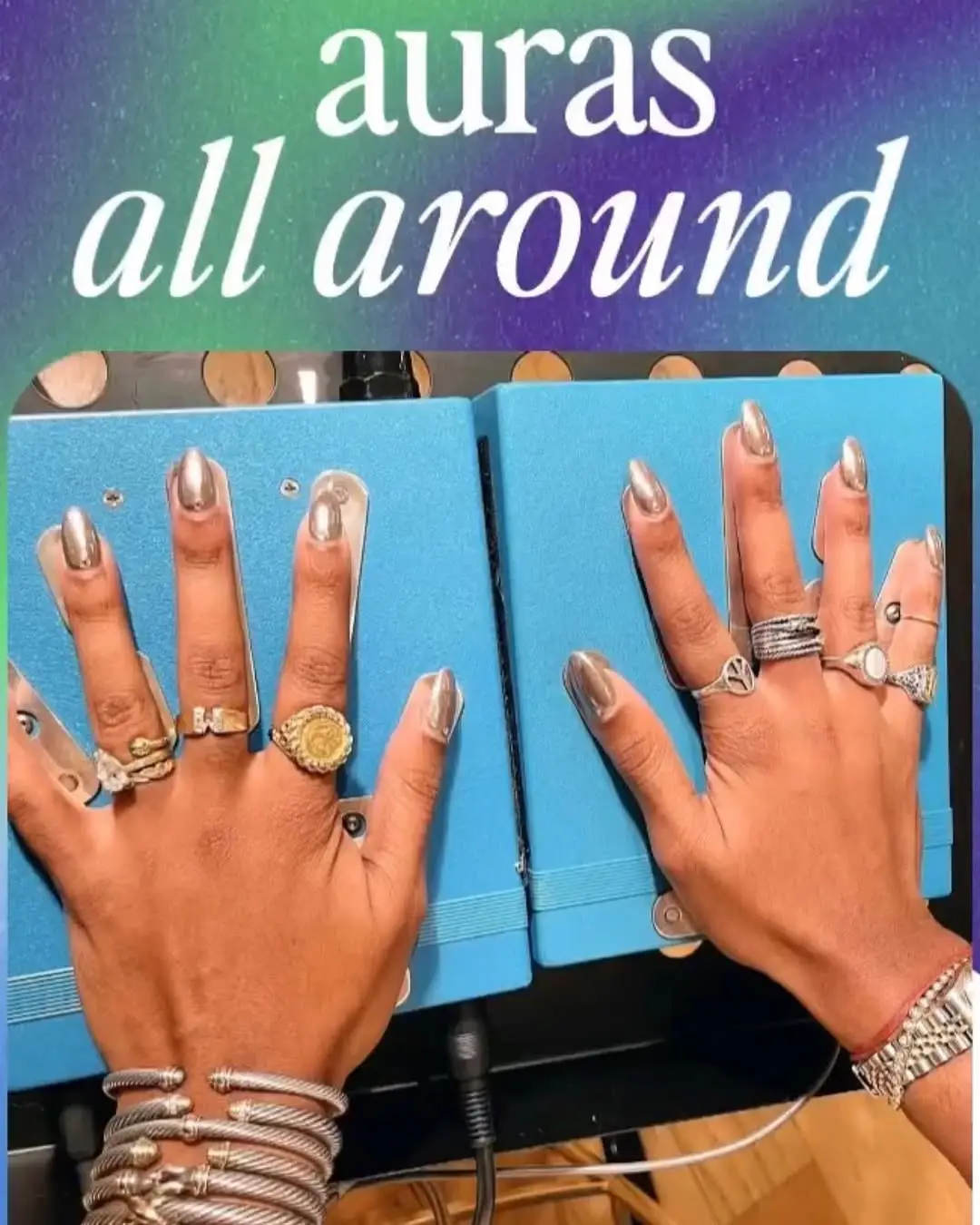 🔮ENJOY GETTING YOUR PHOTO TAKEN with @auraphotopros at our @tetheredheartballoon sound bath exp (1)